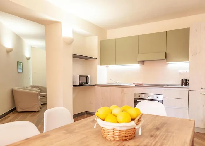 Portovecchio * Λεβάντο