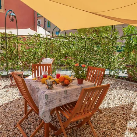 Portovecchio * Levanto