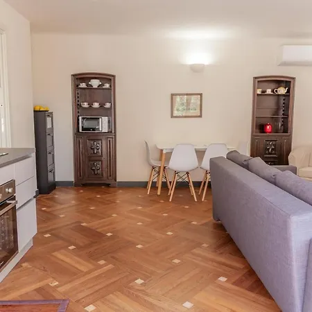 Portovecchio *