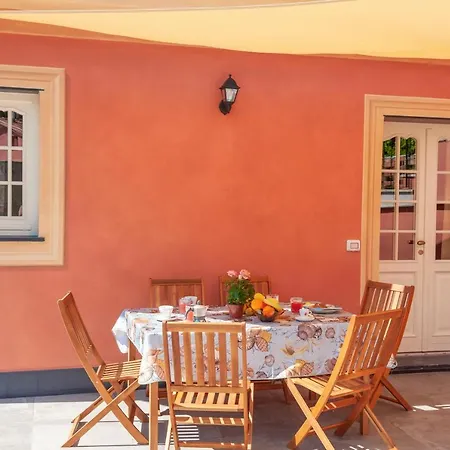 Portovecchio * Levanto